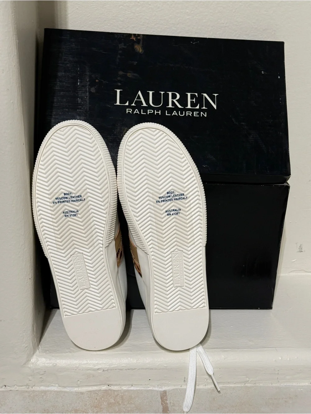 POLO RALPH LAUREN White Low-Top Leather Sneakers women’s size 9.5/ EU 41 *NEW*